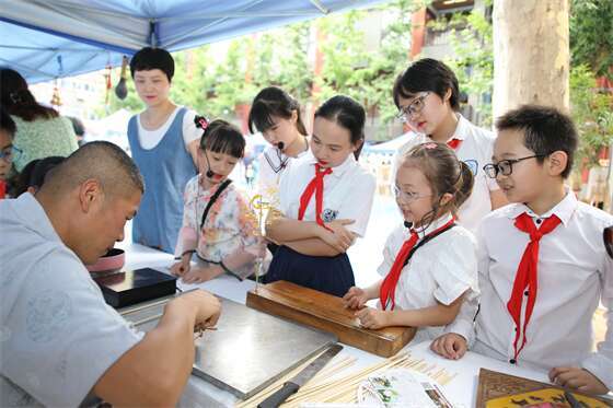 建国路小学活动照片 (39).JPG