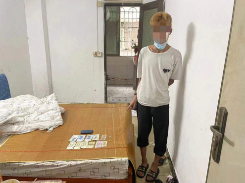 2副本.jpg