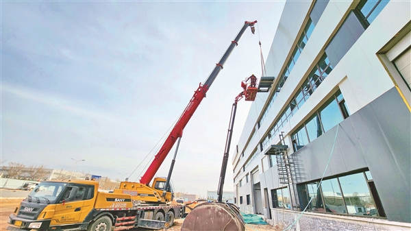 中航兰田装备制造有限公司专用车及汽车零部件生产基地项目正在紧张施工