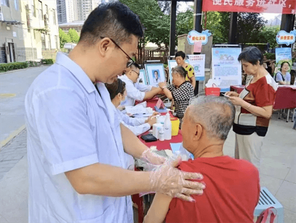 科学健身助力老年健康|西安市莲湖区开展2023年老年健康宣传周活动