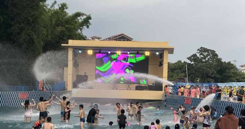 万人同泡“龙门十三汤”共赴温泉康养之旅