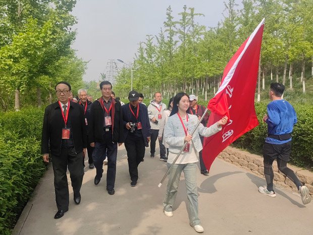 中国散文学会联合北京石景山区作协、朝阳区作协共同举办纪念抗日战争胜利80周年诗歌朗诵会