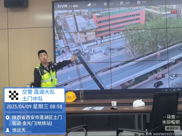 西安交管莲湖大队全力确保西安”交通大动脉“西南二环施工路段畅通