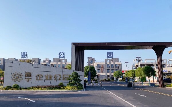 鑫宇地产1.jpg