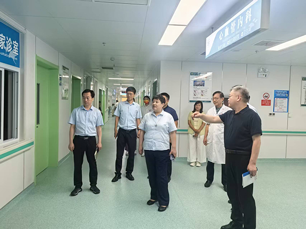 卧龙1.jpg