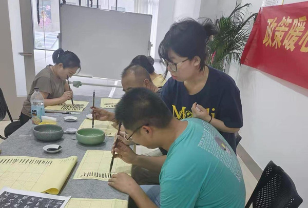 山西省大同市平城区：墨香漫社区 书韵暖民生