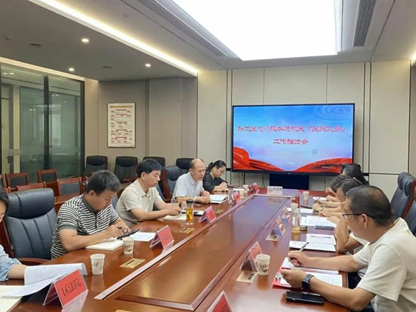 雷锋精神进机关 婚姻辅导合万家
