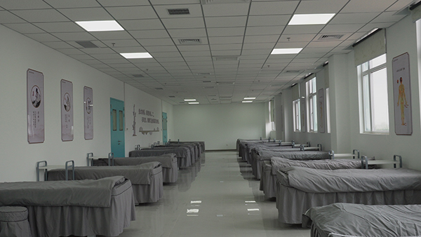 C4075T01.jpg