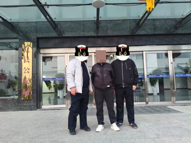 山西夏县公安局抓获四名上网在逃嫌疑人