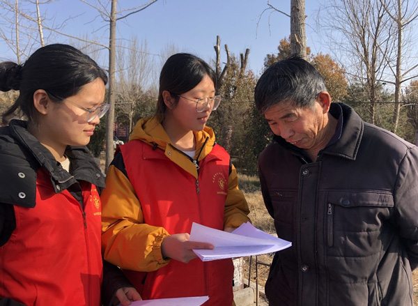 新春佳节 安全护航——河南省杞县返乡大学生志愿者暖心在行动