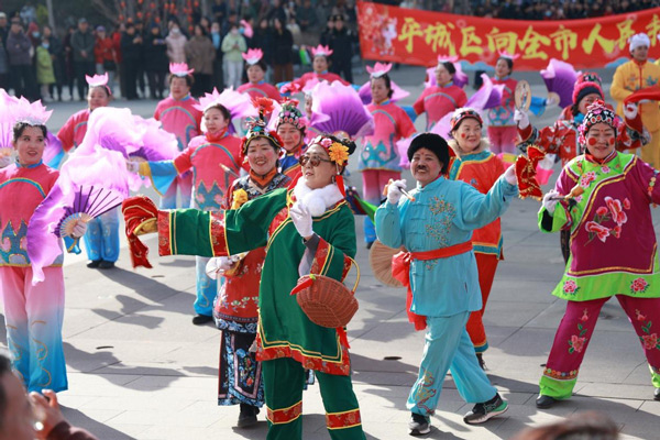 民俗闹春贺新岁 平城欢腾启新程——平城区举办民俗社火大巡游活动