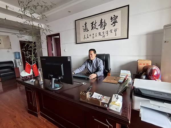 五十期普法践初心 数十载坚守铸法魂