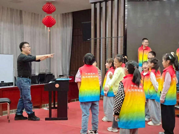 山西省大同市平城区：40余名少年解锁文旅讲解新技能