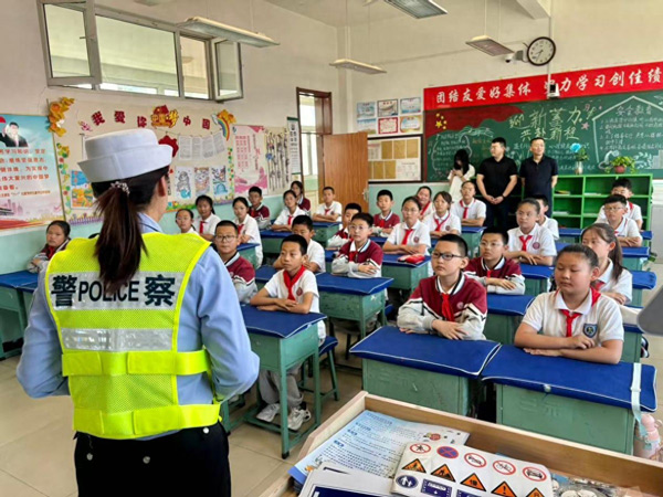 山西省大同市平城区白登山街道：多维织密交通安全防护网 全域筑牢群众出行平安屏障