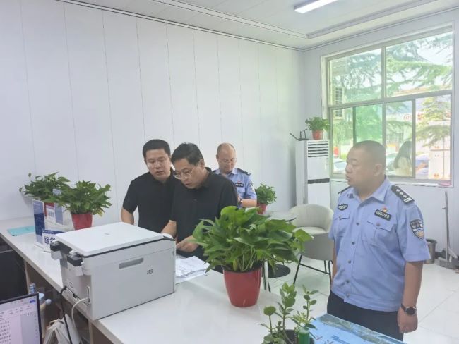 山西夏县公安局局长薛军峰深入基层督导道路交通安全隐患整治暨派出所基层基础工作