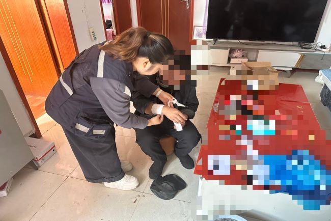 强化平安关爱 传递禁毒温情