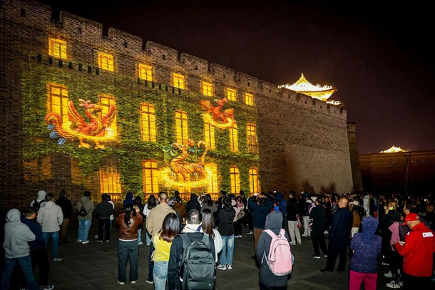 金秋揽盛景 文旅焕华章——大同市平城区国庆假期文旅市场活力迸发
