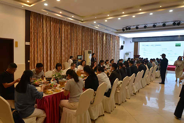 非遗古法赋能药膳新味！南阳芈氏香醋入驻王府饭店仲景药膳专属佐餐体系